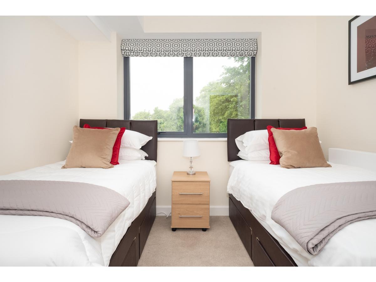 Stylish Flat Near The City Centre - Pass The Keys York Exterior photo